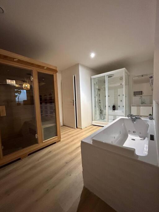 Cellar- Appartement Sous-Sol Atypique Reims Exterior foto